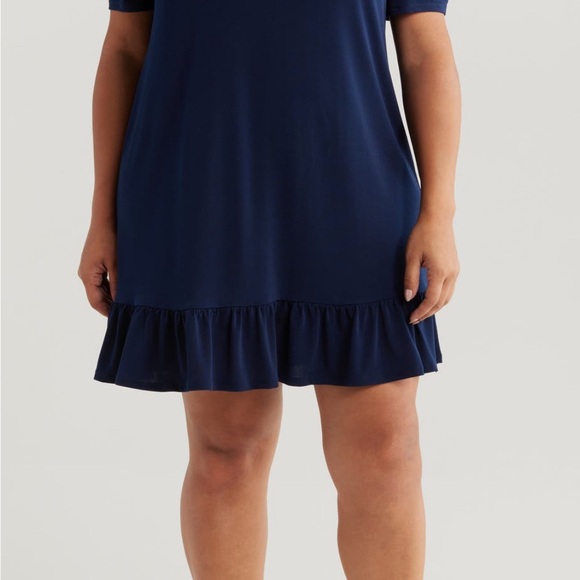 Gorgeous CeCe Navy dress. Size 2x NWT. Puffed sleeve and flounced hem. - Picture 2 of 8